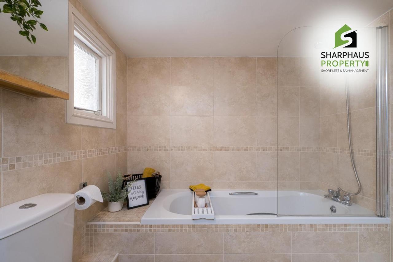 Charming Luxury 3Bed Apartment In A Prime Location By Sharphaus Short Lets & Serviced Accommodation Management 브라이턴 외부 사진
